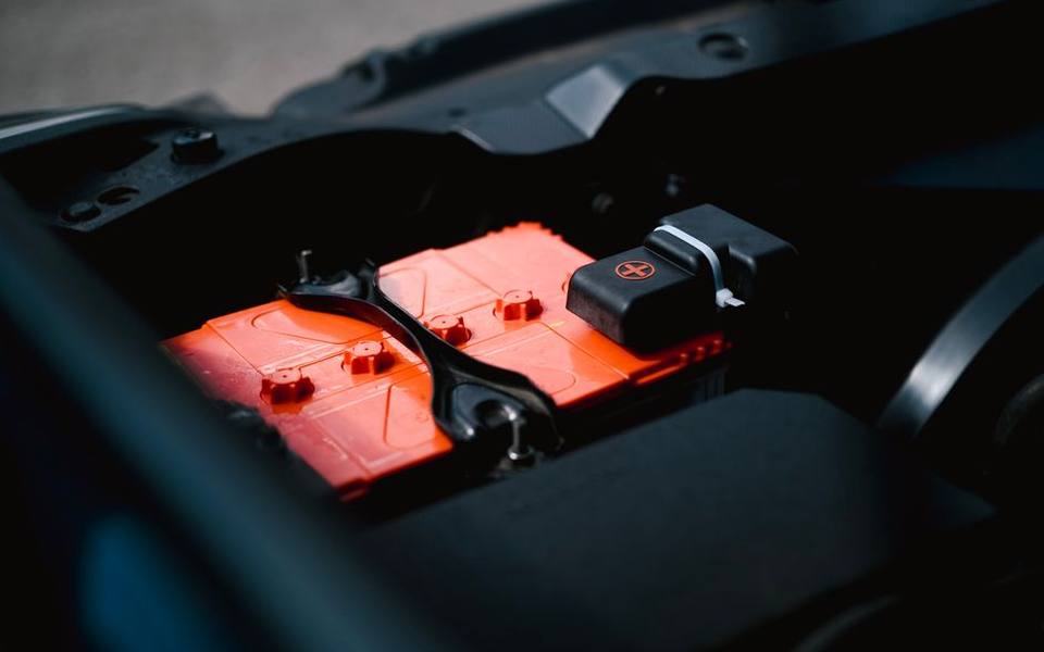 Marine starting batteries and cranking capacity