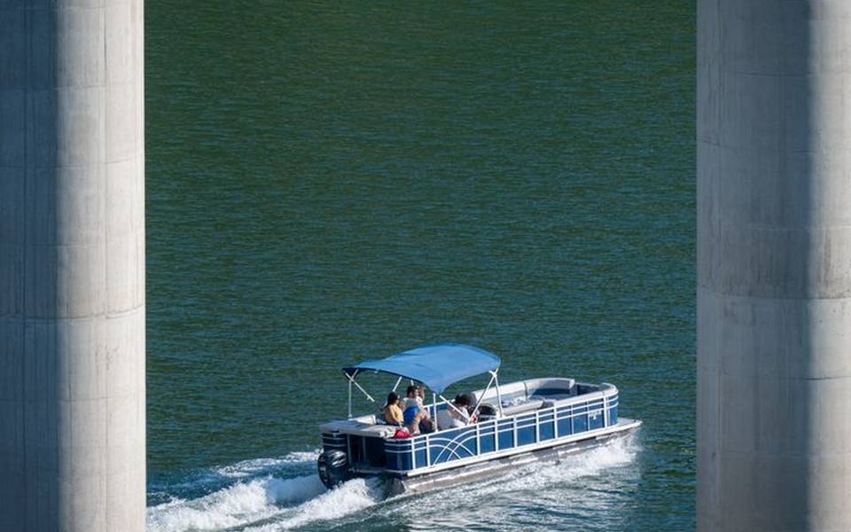 What You Can Expect to Pay for a Brand New Pontoon